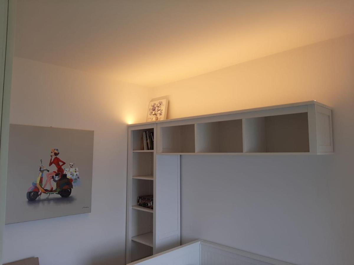 Bmp Apartment Gioiosa 1 Terrazza Vista Lago بيلجيراتي المظهر الخارجي الصورة