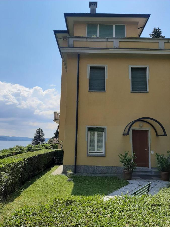 Bmp Apartment Gioiosa 1 Terrazza Vista Lago بيلجيراتي المظهر الخارجي الصورة