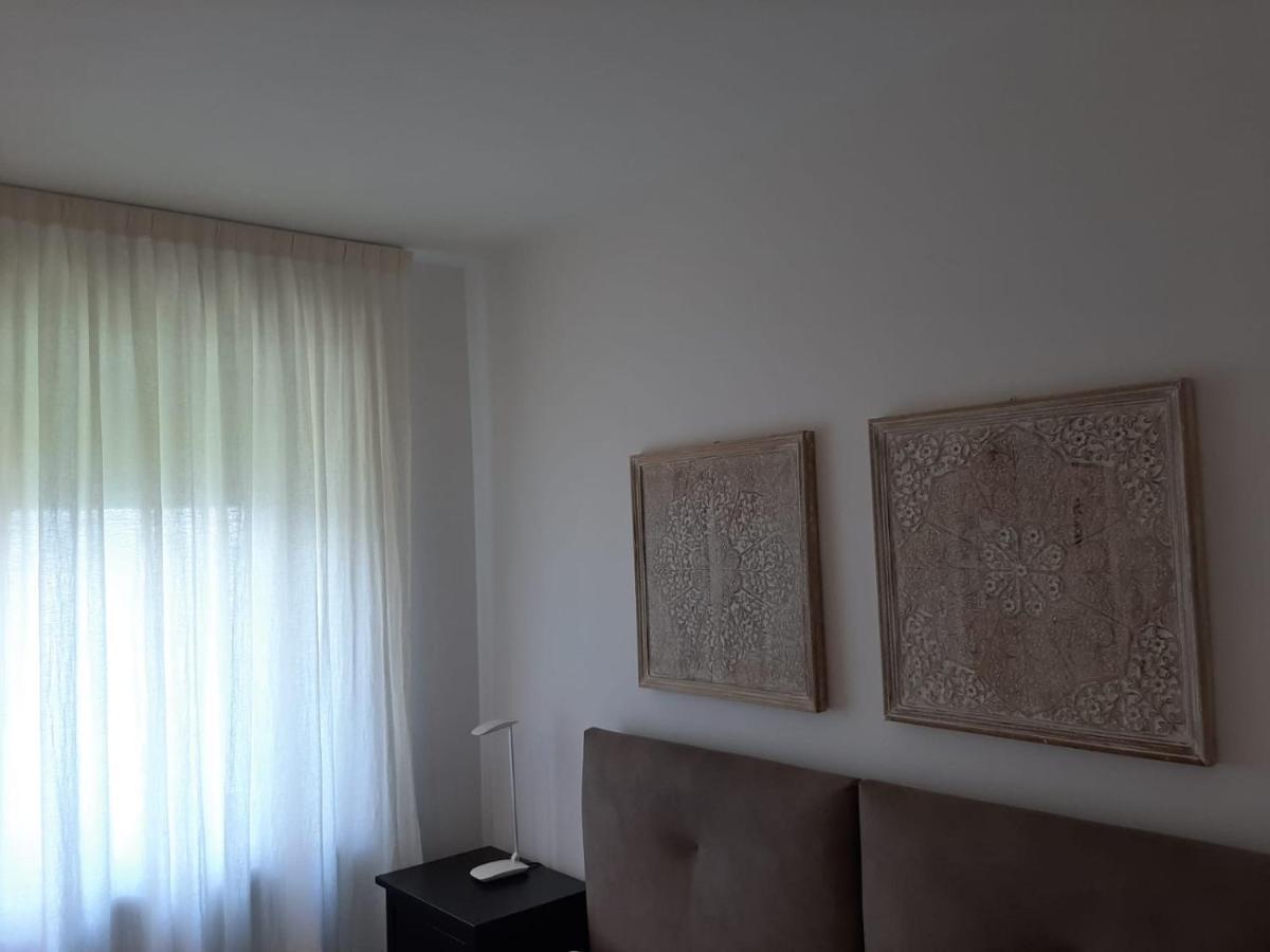 Bmp Apartment Gioiosa 1 Terrazza Vista Lago بيلجيراتي المظهر الخارجي الصورة
