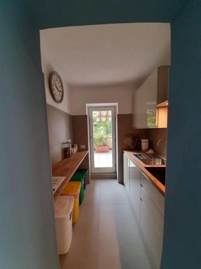Bmp Apartment Gioiosa 1 Terrazza Vista Lago بيلجيراتي المظهر الخارجي الصورة