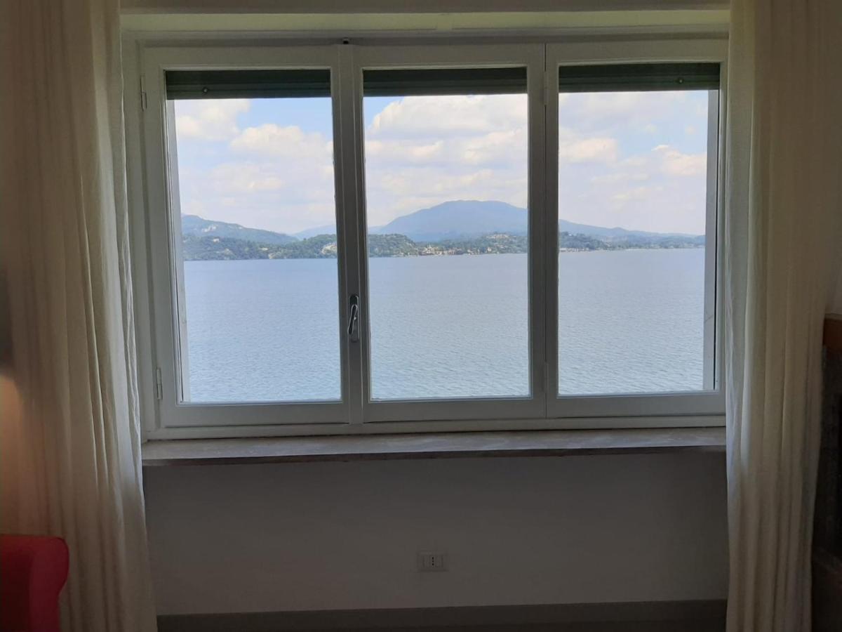 Bmp Apartment Gioiosa 1 Terrazza Vista Lago بيلجيراتي المظهر الخارجي الصورة