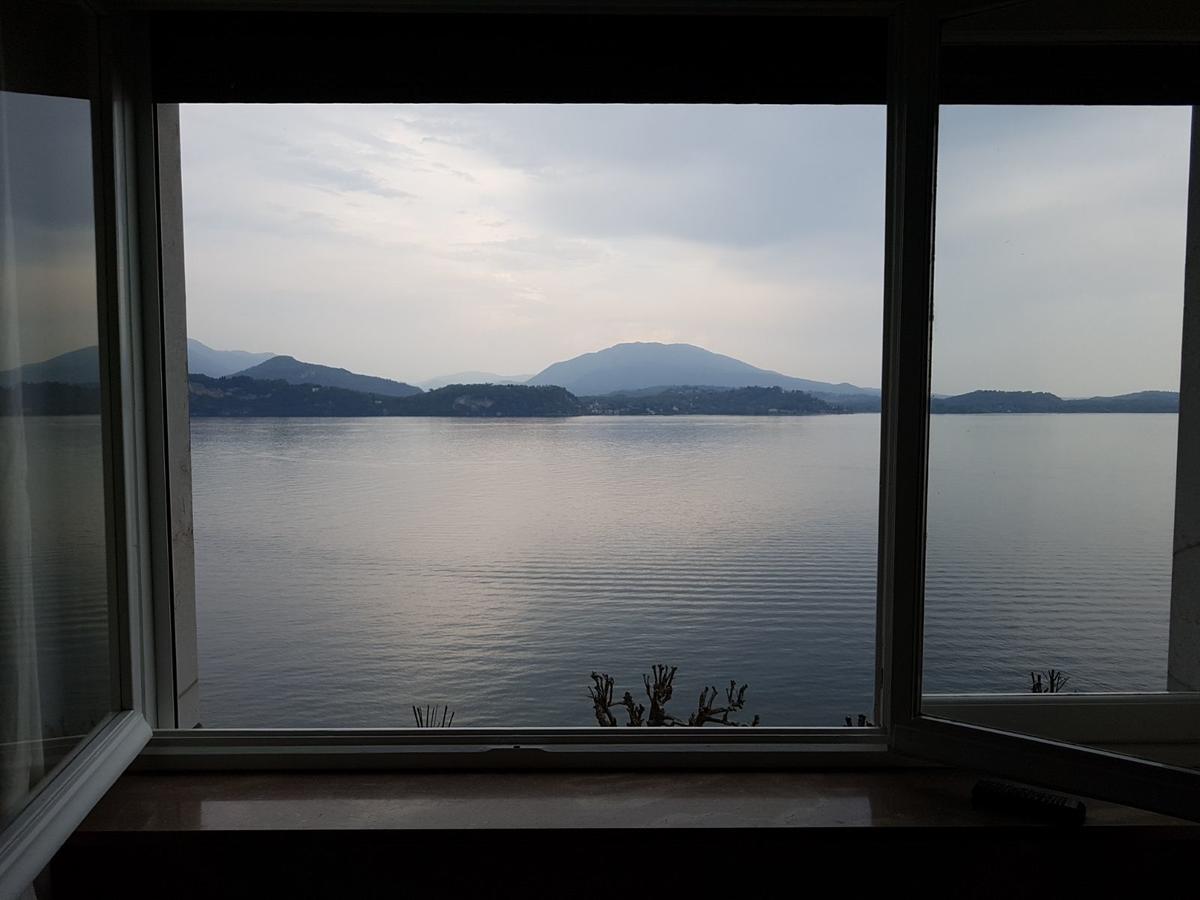 Bmp Apartment Gioiosa 1 Terrazza Vista Lago بيلجيراتي المظهر الخارجي الصورة